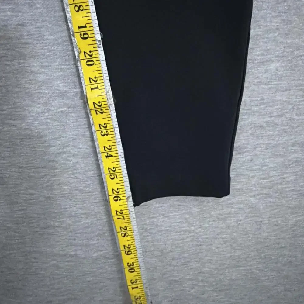 Figs Womens Size Medium Black Stretch On Shift Scrub Pants